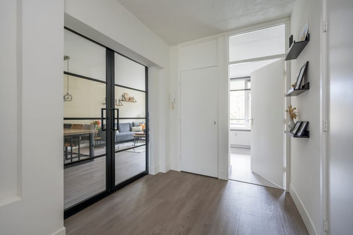 Foto 25 van Van Oldenbarneveltstraat 523