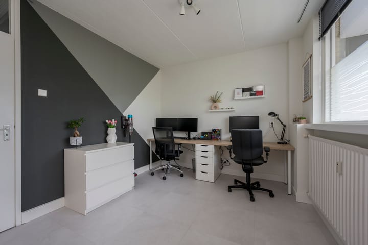 Foto 30 van Van Oldenbarneveltstraat 523