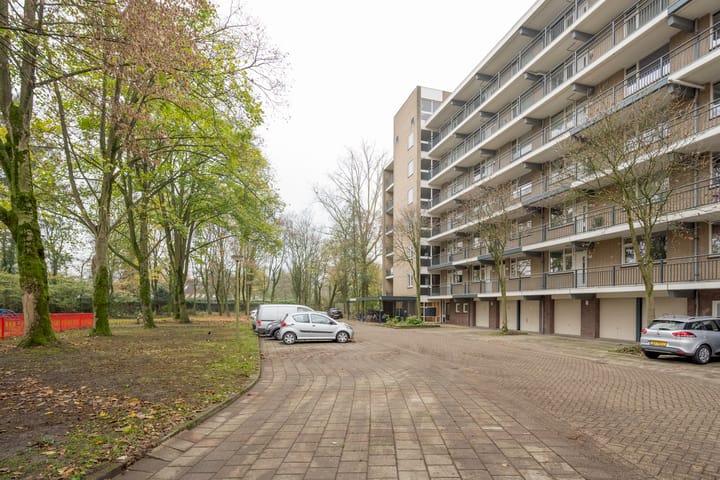 Foto 38 van Van Oldenbarneveltstraat 523