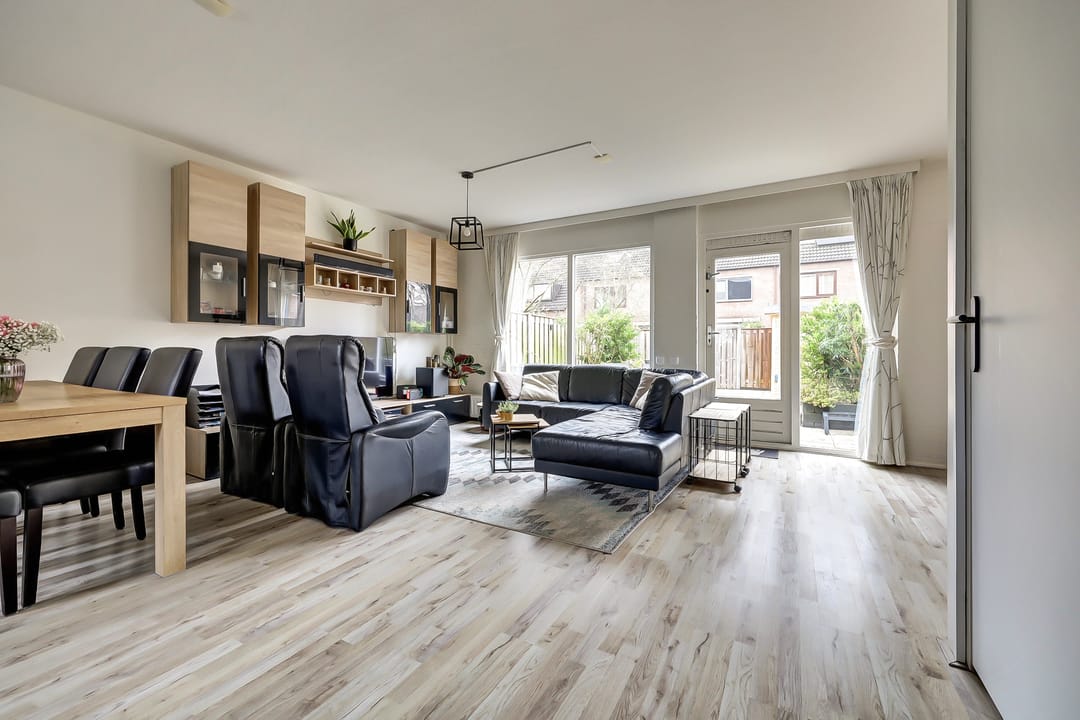 Foto 2 van Wielewaal 8