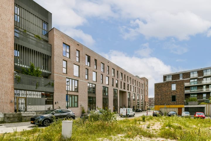 Foto 23 van Huiswoudstraat 50