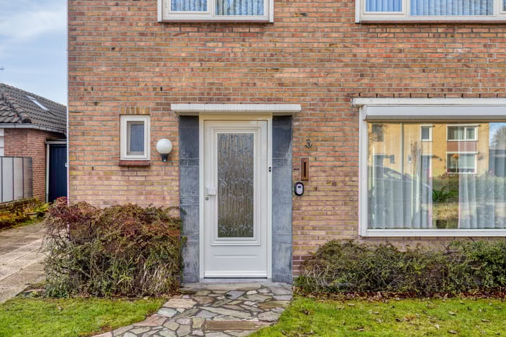 Photo 2 of Frisostraat 3