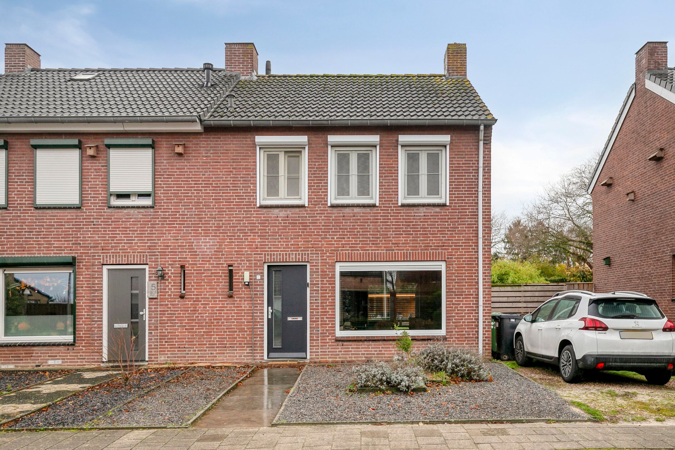 Photo 33 of Luciastraat 7