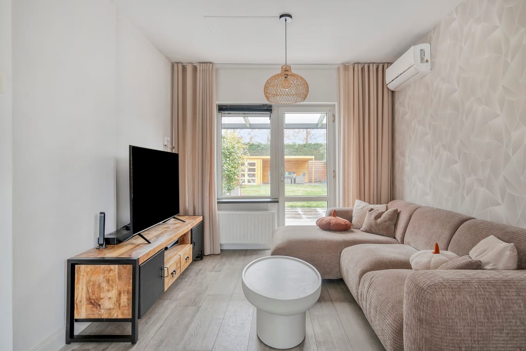 Photo 7 of Luciastraat 7