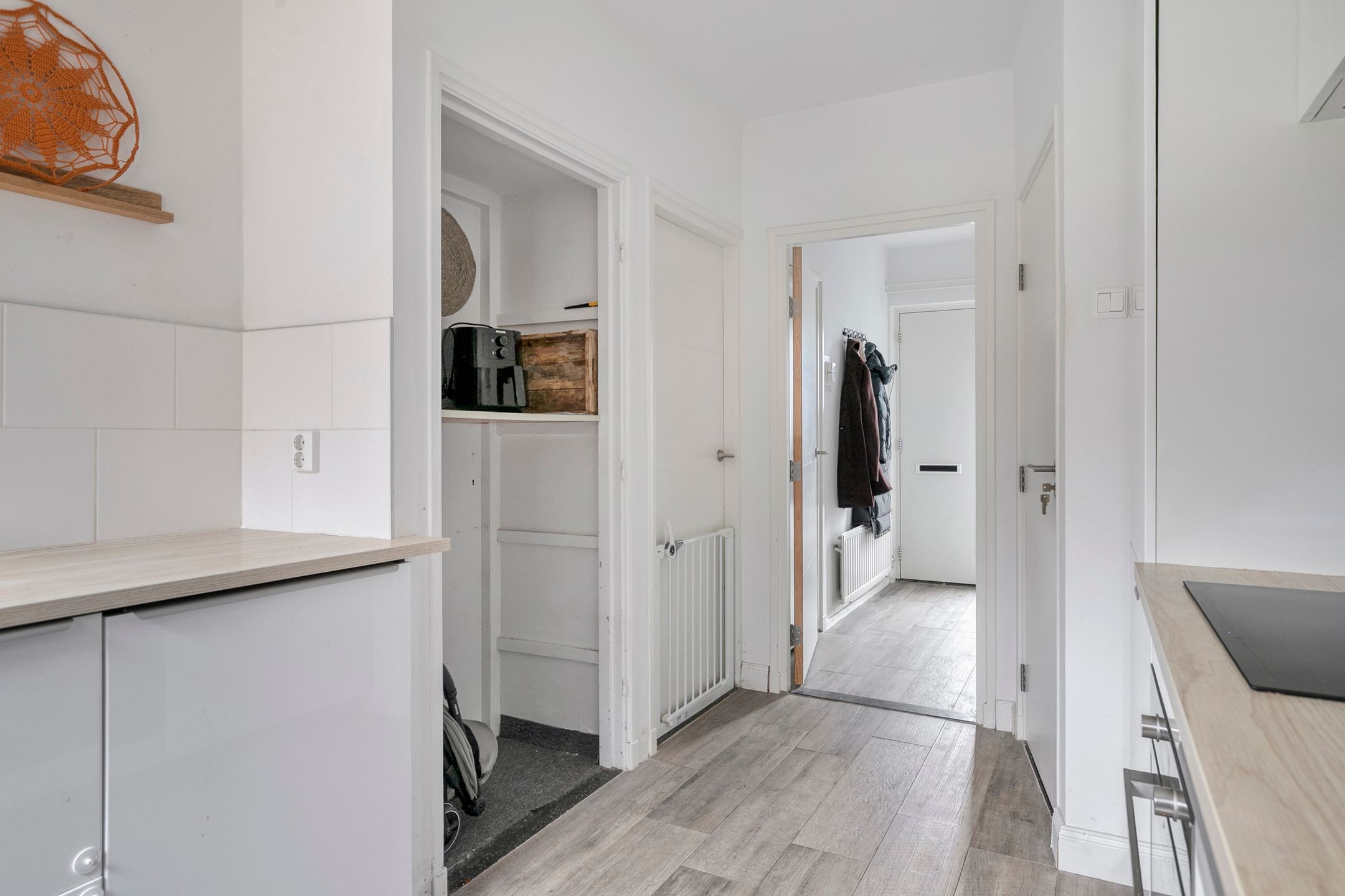 Photo 12 of Luciastraat 7