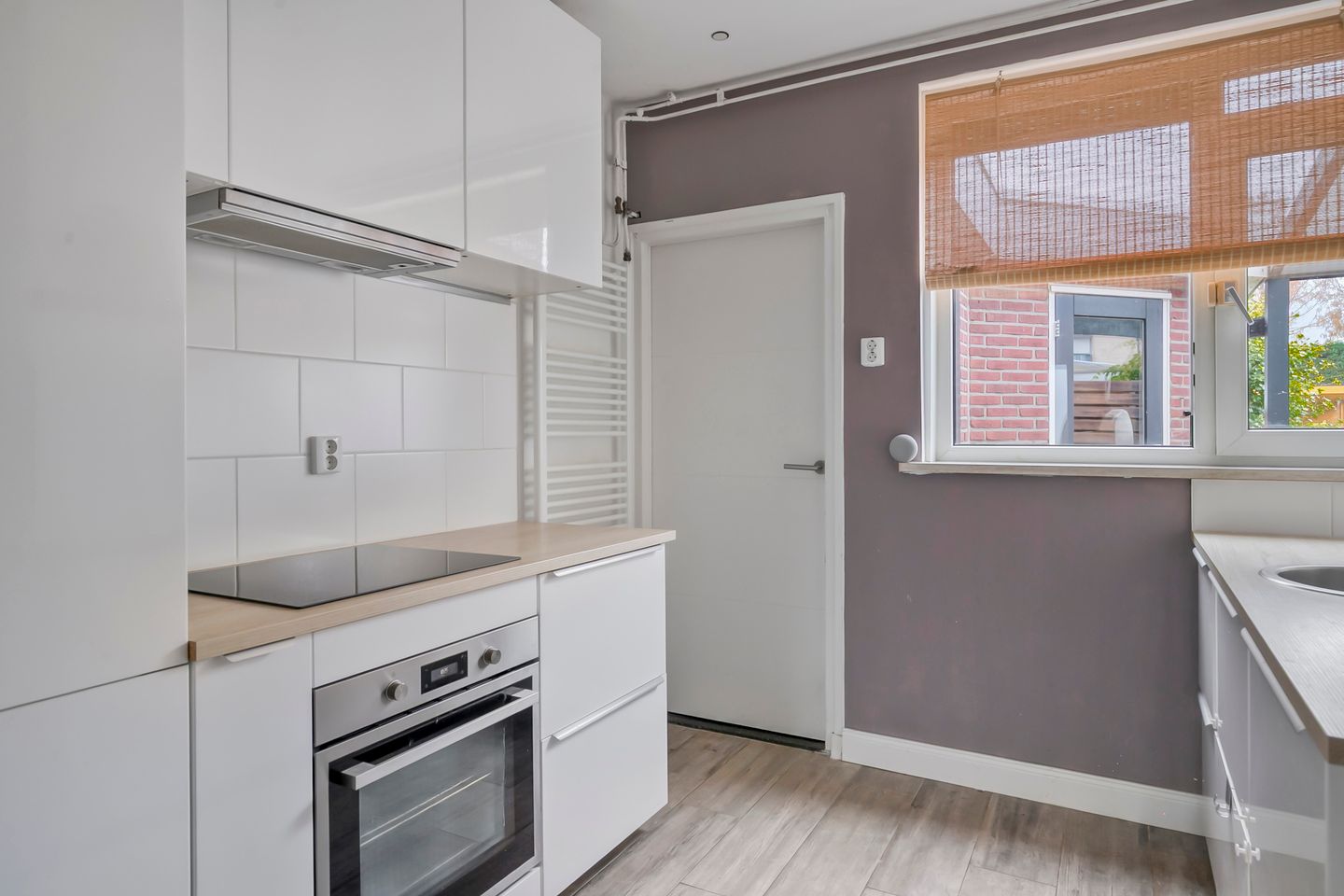 Photo 14 of Luciastraat 7