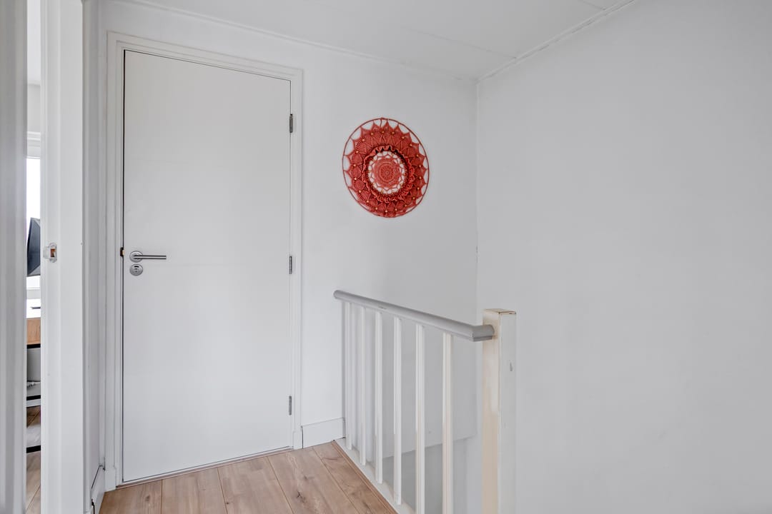 Photo 17 of Luciastraat 7