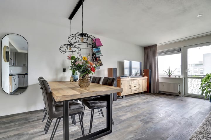 Foto 11 van Tomatenplein 176