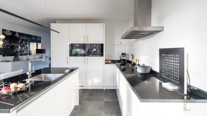 Photo 11 of Robijnstraat 3