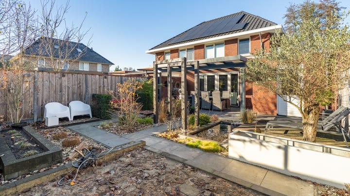 Photo 37 of Robijnstraat 3