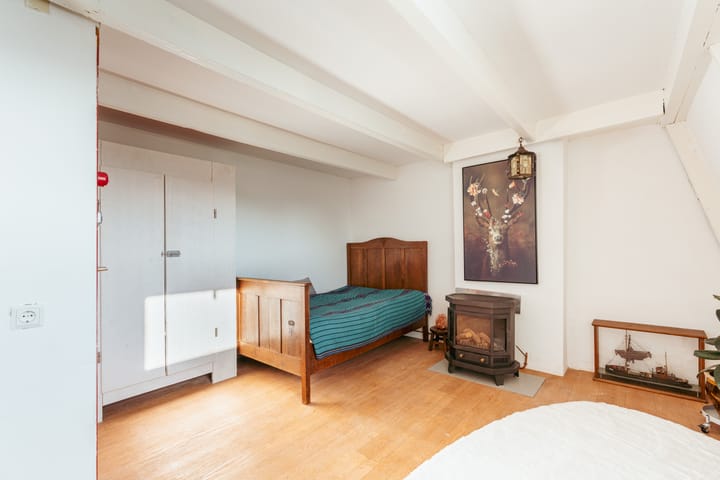 Foto 18 van Van Boetzelaerstraat 42-2