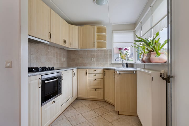 Photo 14 of Meester van Hasseltweg 14