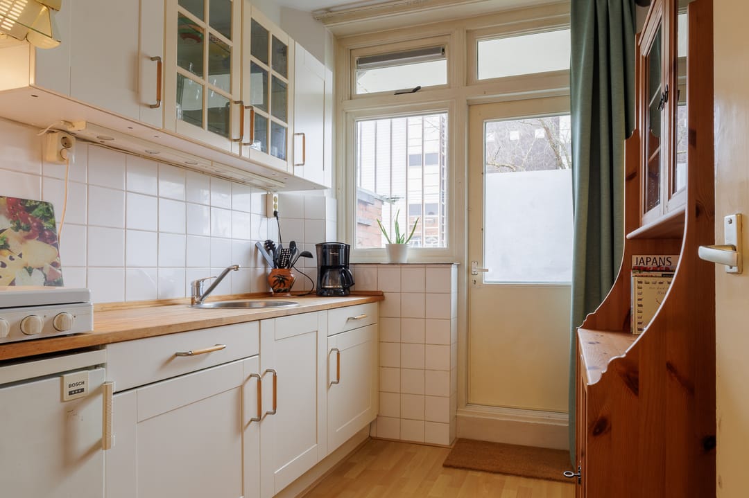 Photo 38 of Van Heemskerckstraat 65-A