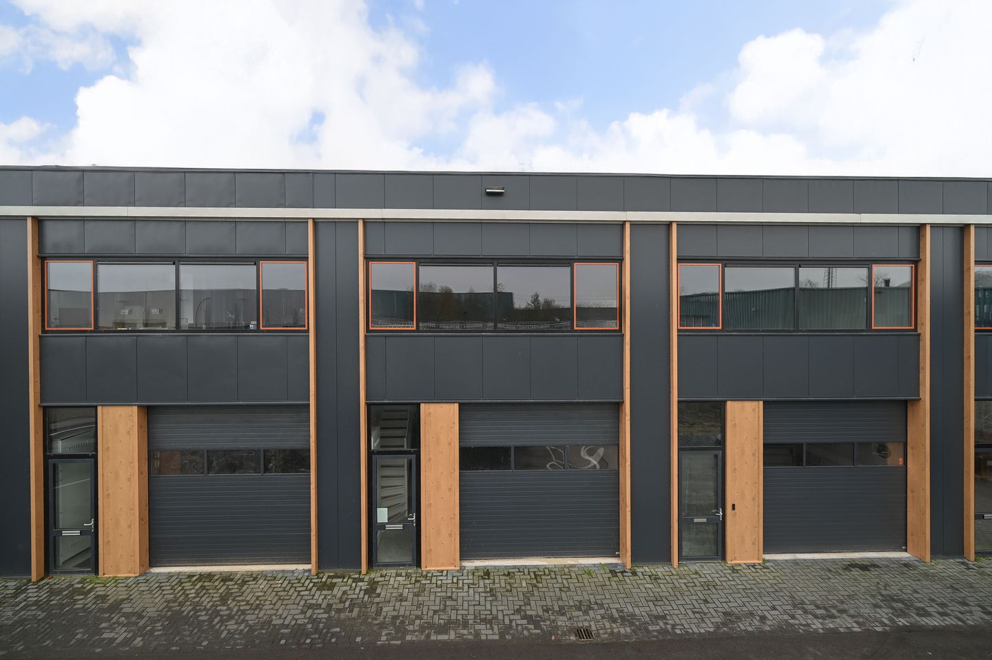 Bekijk foto 3 van Ampèrestraat 7-22