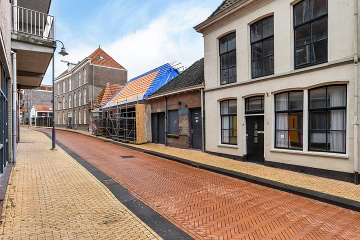 Foto 6 van Neerwoldstraat 23