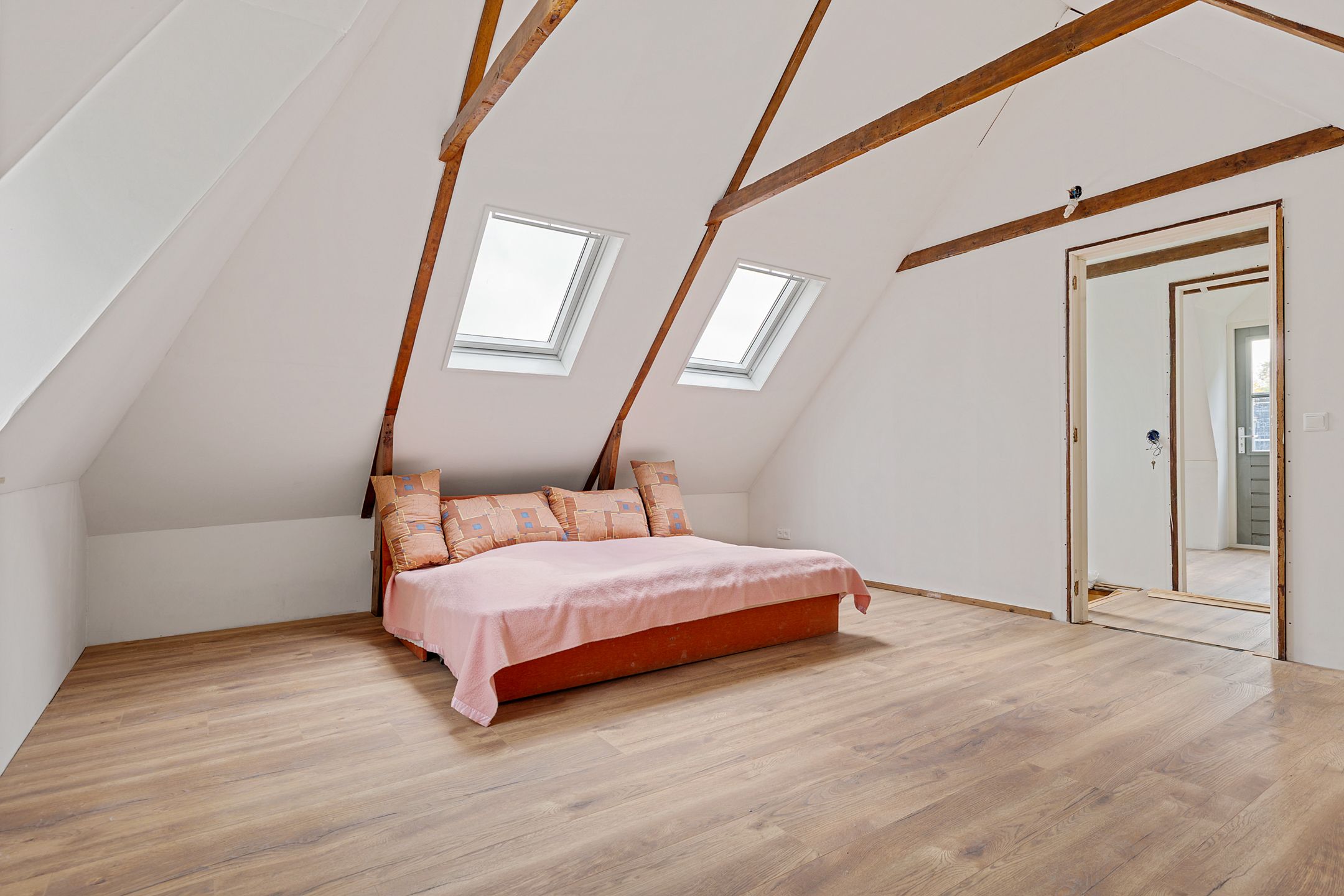 Foto 33 van Neerwoldstraat 23