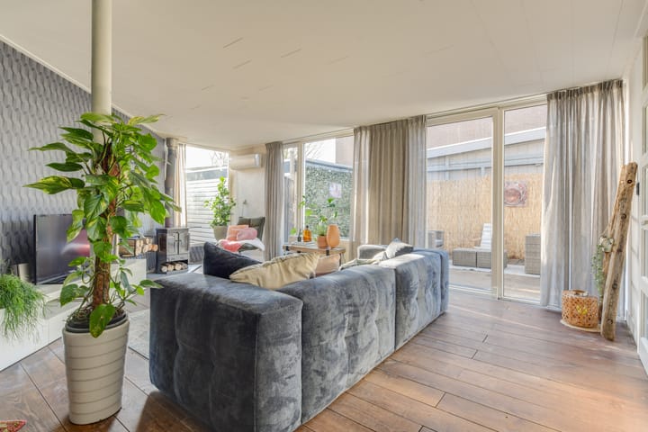 Foto 2 van Kometenstraat 25