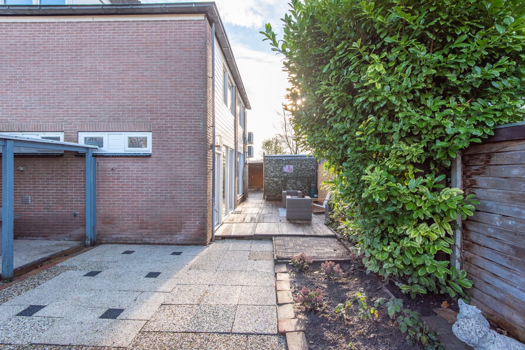 Photo 37 of Kometenstraat 25