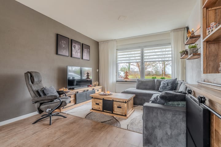 Photo 3 of Iepenlaan 18