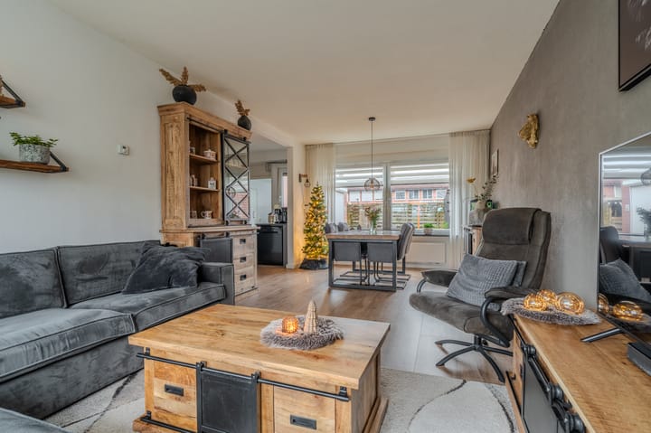 Photo 15 of Iepenlaan 18