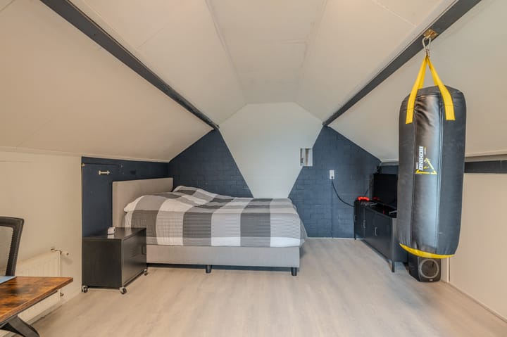 Photo 36 of Iepenlaan 18