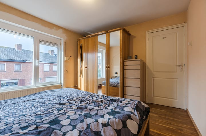 Photo 19 of Ratelaarstraat 11