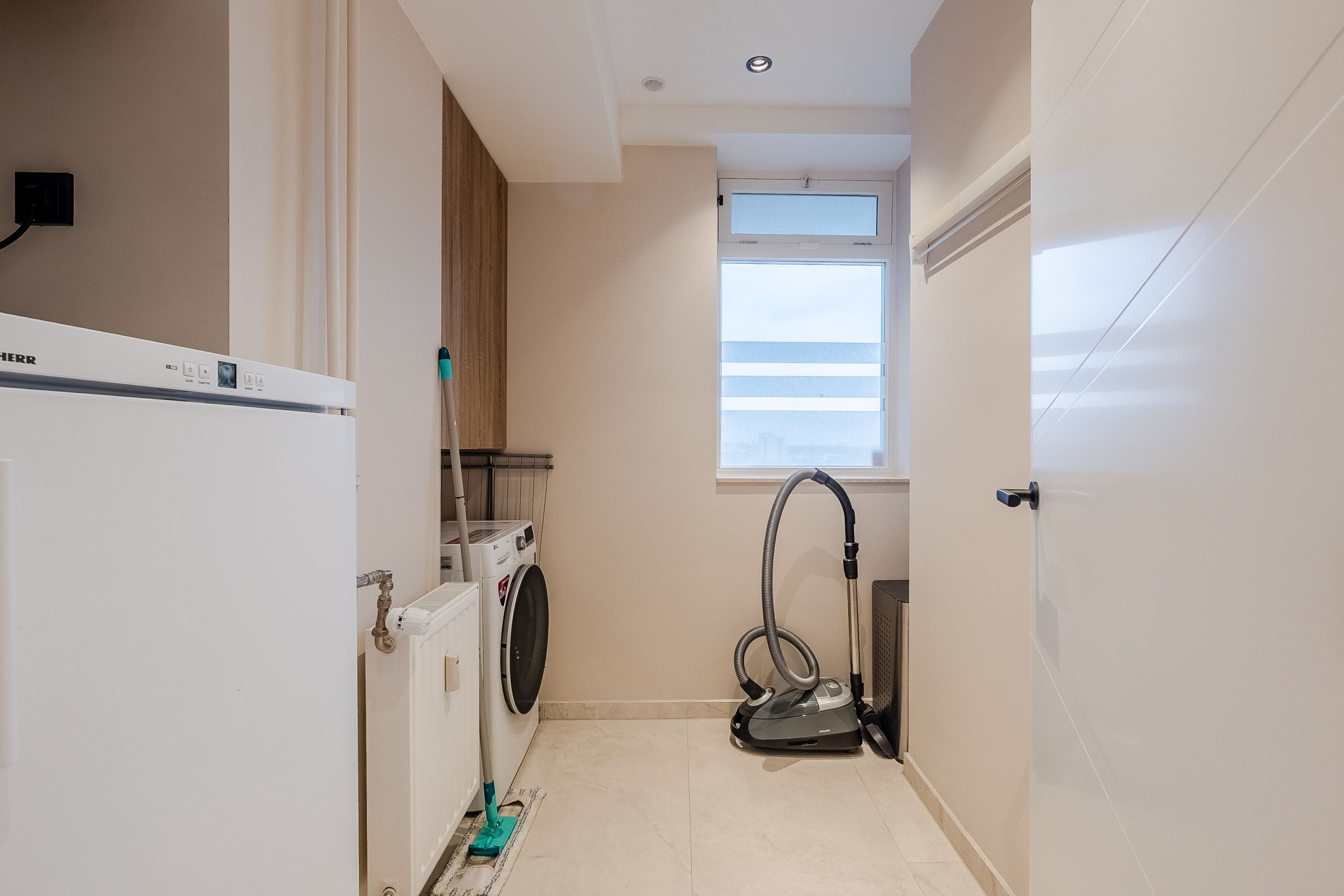 Foto 21 van Maasplein 30