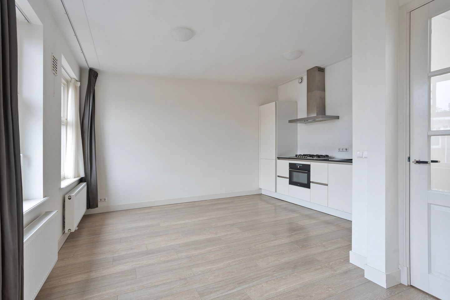 Foto 5 van Van Spilbergenstraat 130-3