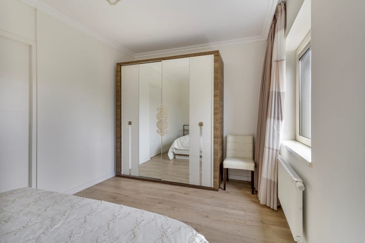 Foto 33 van Erik de Rodestraat 30