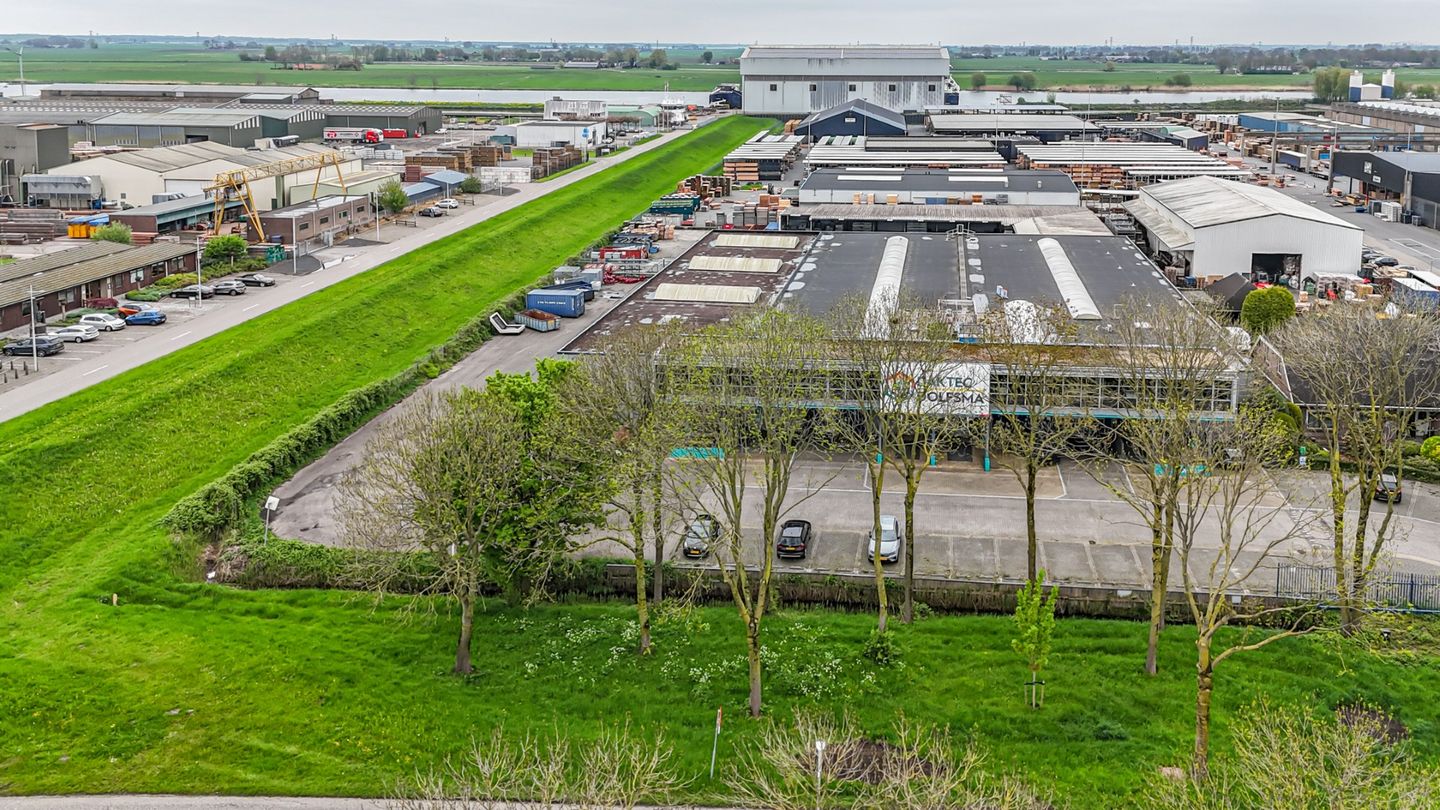 View photo 2 of Haatlanderdijk 57