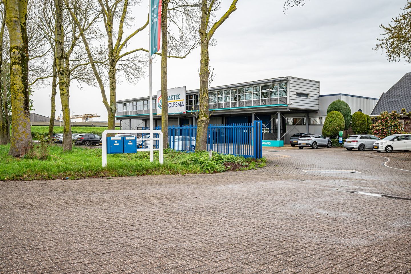 View photo 4 of Haatlanderdijk 57