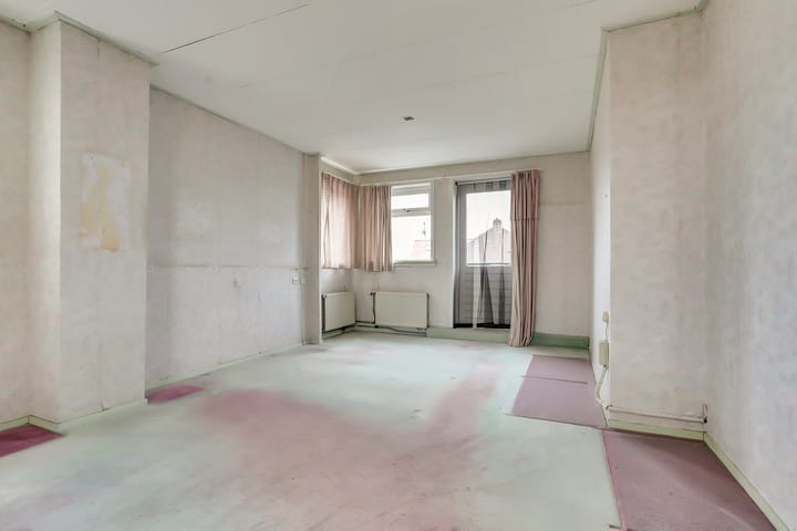 Photo 17 of Weststraat 23