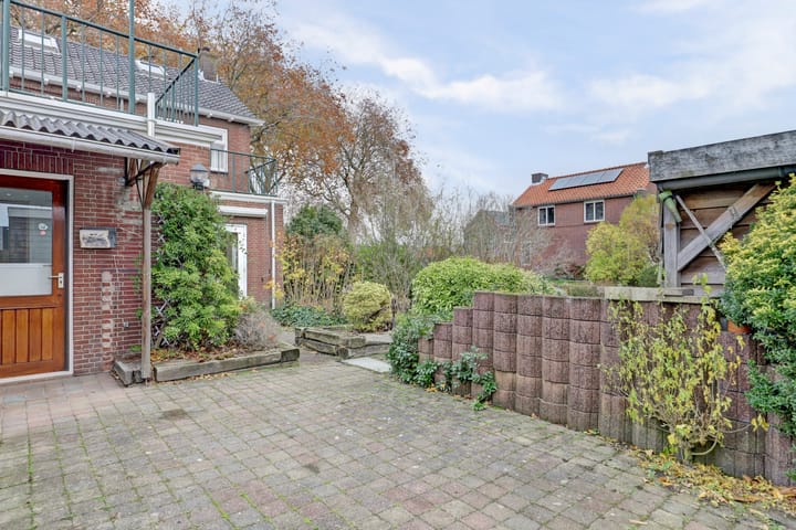 Photo 27 of Weststraat 23