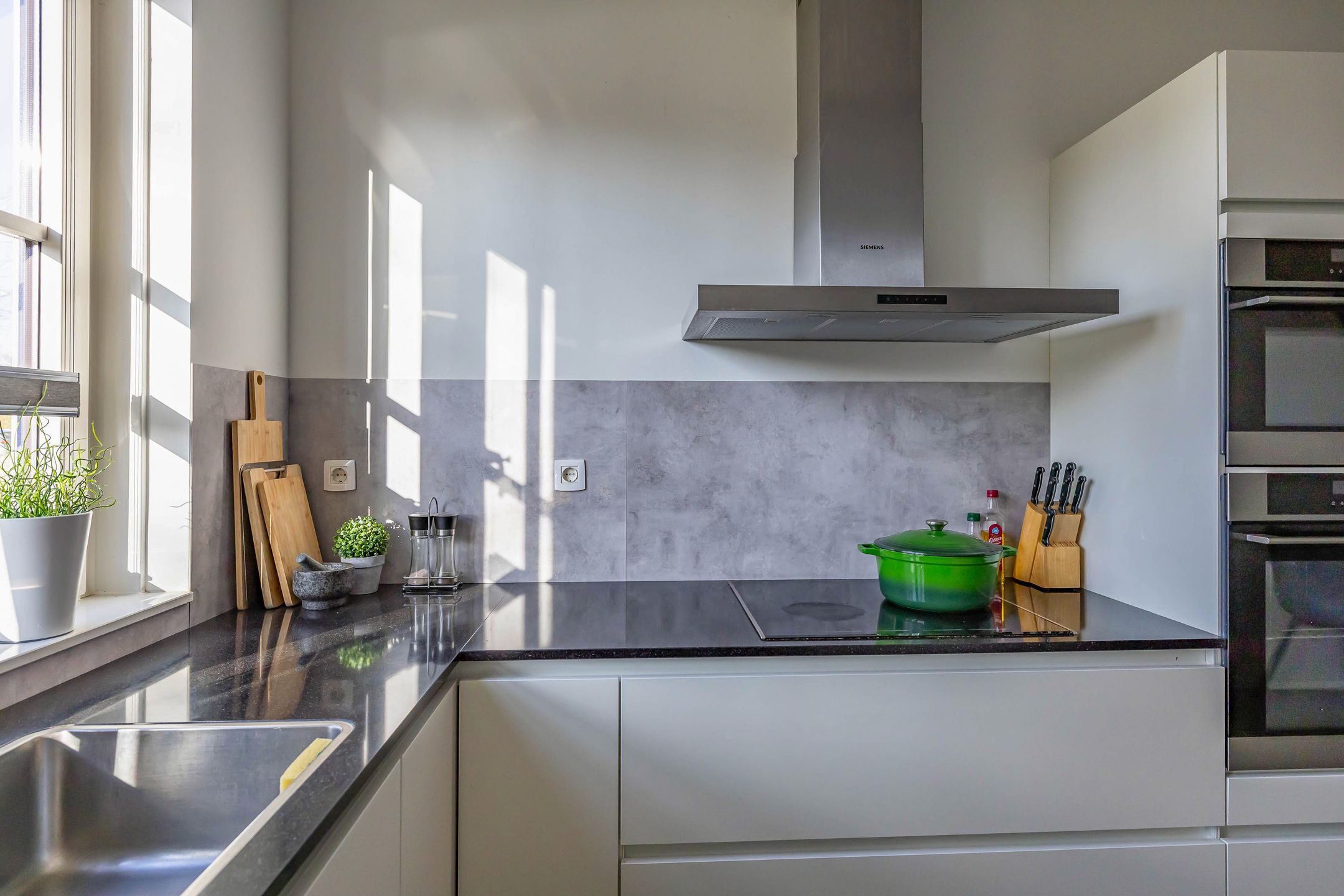 Foto 15 van Melisseweg 17-C