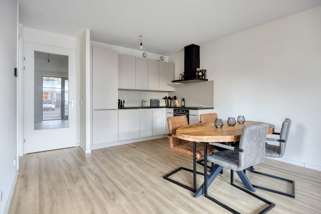 Foto 11 van Drechtdijk 9-F