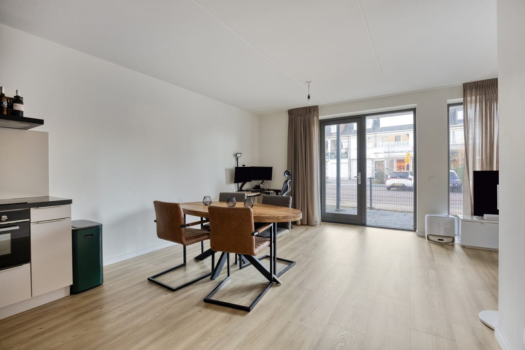 Foto 8 van Drechtdijk 9-F