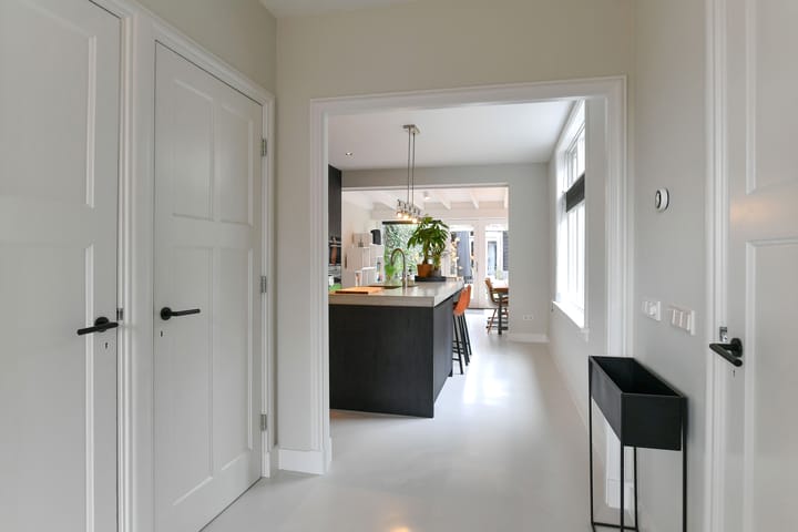 Foto 10 van Backerstraat 15