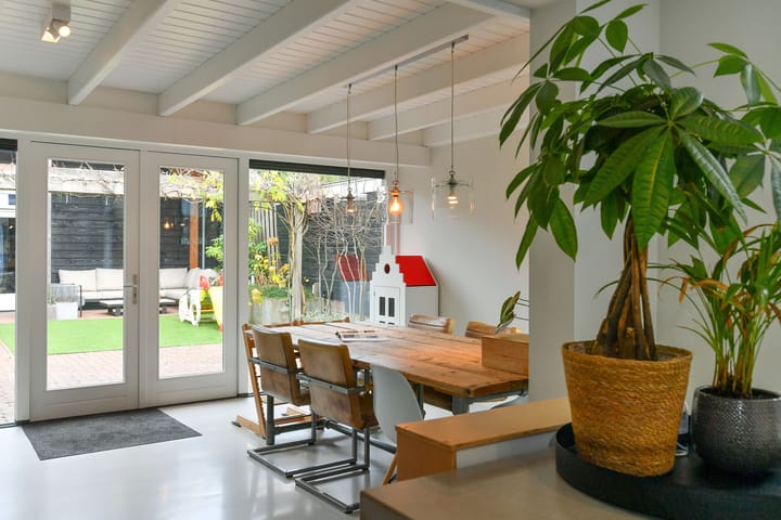 Foto 12 van Backerstraat 15