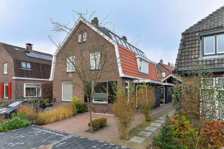 Foto 39 van Backerstraat 15