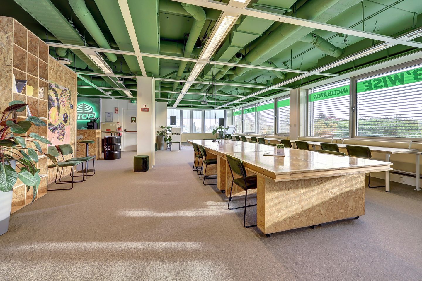 Bekijk foto 1 van Claudius Prinsenlaan 12