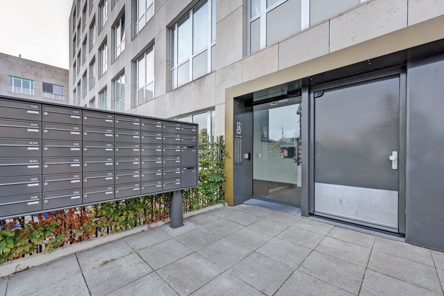 Bekijk foto 3 van Claudius Prinsenlaan 12