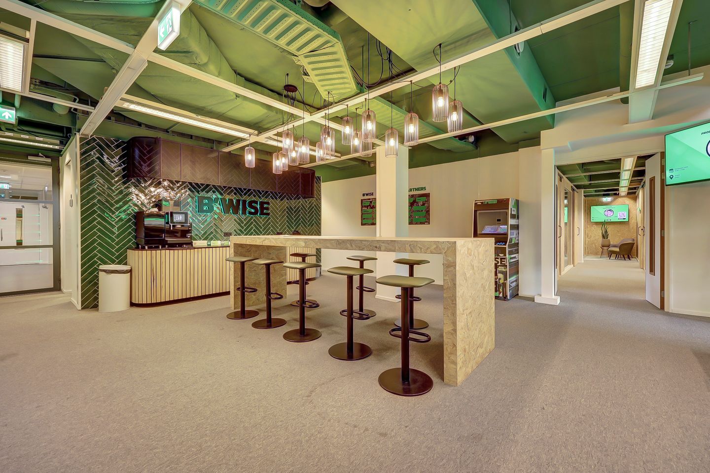 Bekijk foto 5 van Claudius Prinsenlaan 12