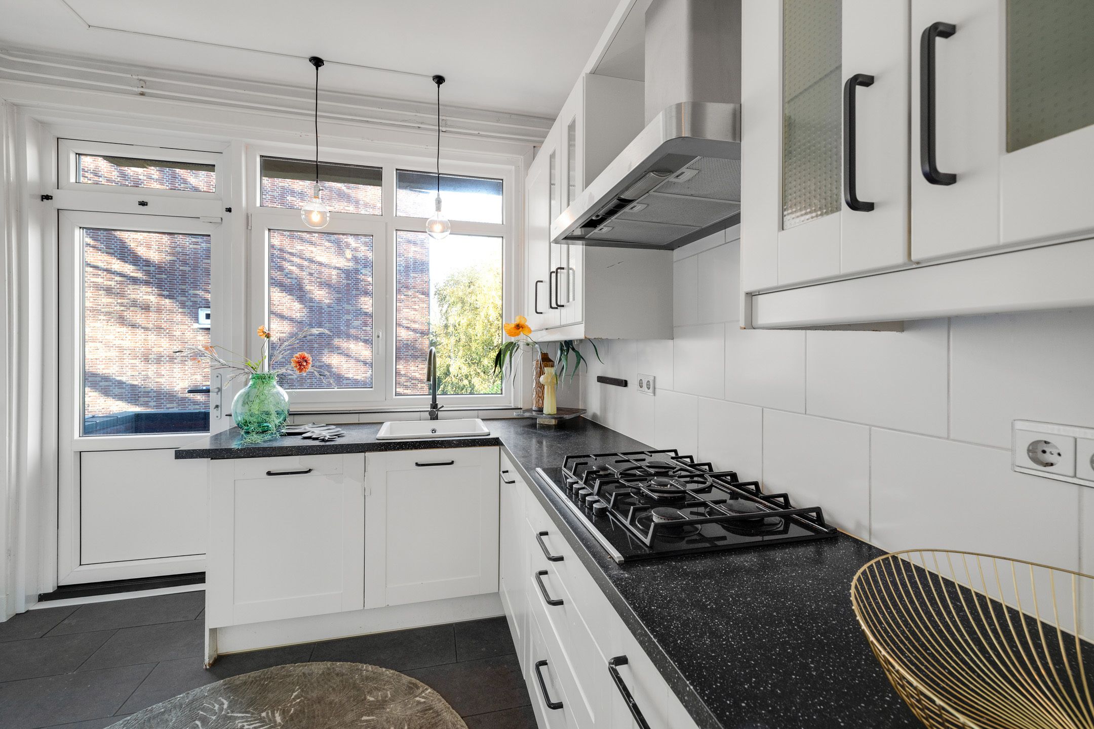 Photo 15 of Rochussenstraat 57-B