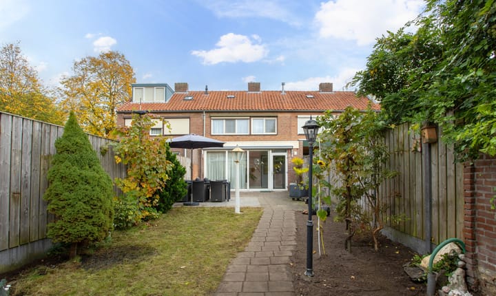 Photo 2 of Margrietlaan 10