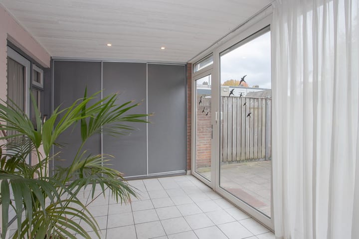 Photo 12 of Margrietlaan 10