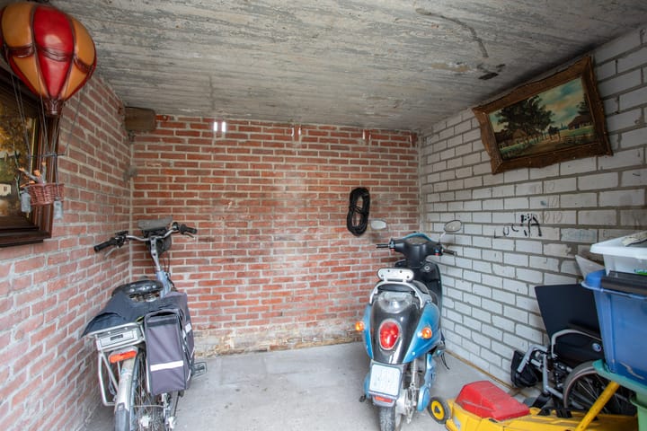 Photo 24 of Margrietlaan 10