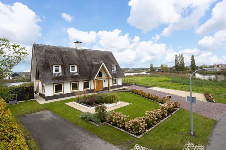 Anholt 40 main image