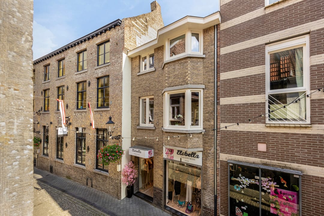 Photo 1 of Sporenstraat 7