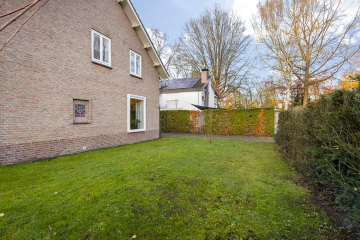 Foto 11 van Lijsterbeslaan 11