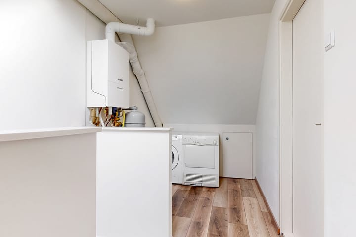 Photo 22 of Pinksterbloem 17